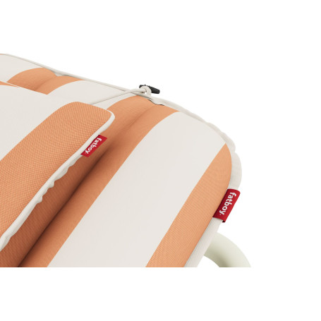 Lit de repos d’extérieur Sunbun Desert / Stripe Orange Creme Fatboy®